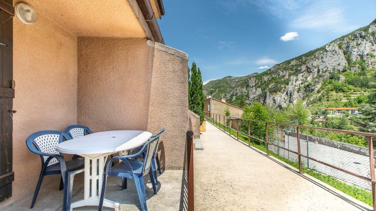 Vacanceole - Residence Les Gorges Rouges Guillaumes Exterior foto