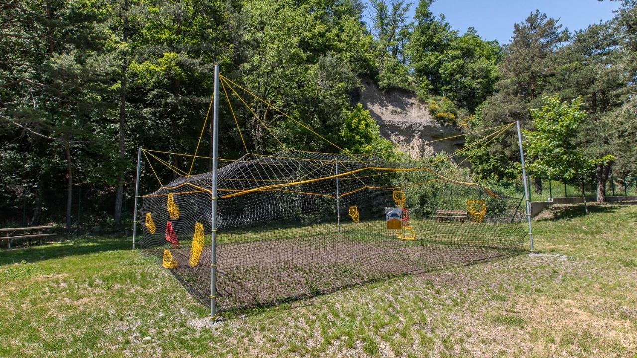 Vacanceole - Residence Les Gorges Rouges Guillaumes Exterior foto