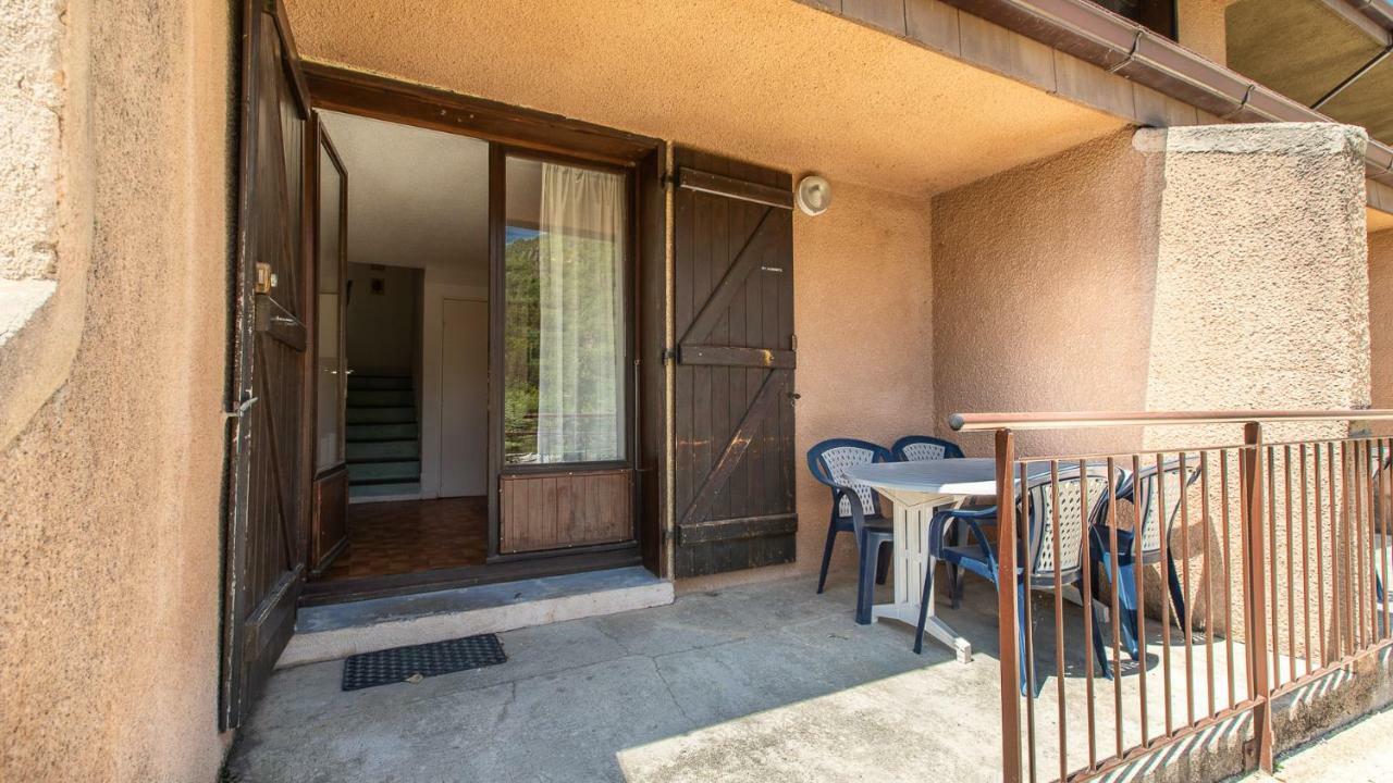 Vacanceole - Residence Les Gorges Rouges Guillaumes Exterior foto