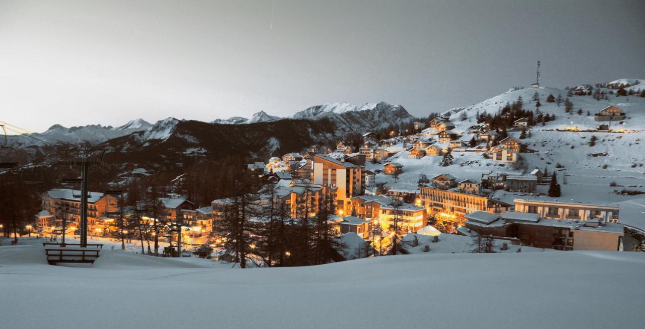 Vacanceole - Residence Les Gorges Rouges Guillaumes Exterior foto